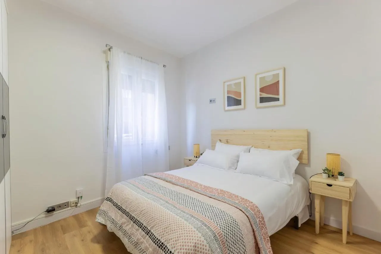 2 Paradas Al Cascoviejo, 1 Min Al Metro - Basarrate Bilbao Spain
